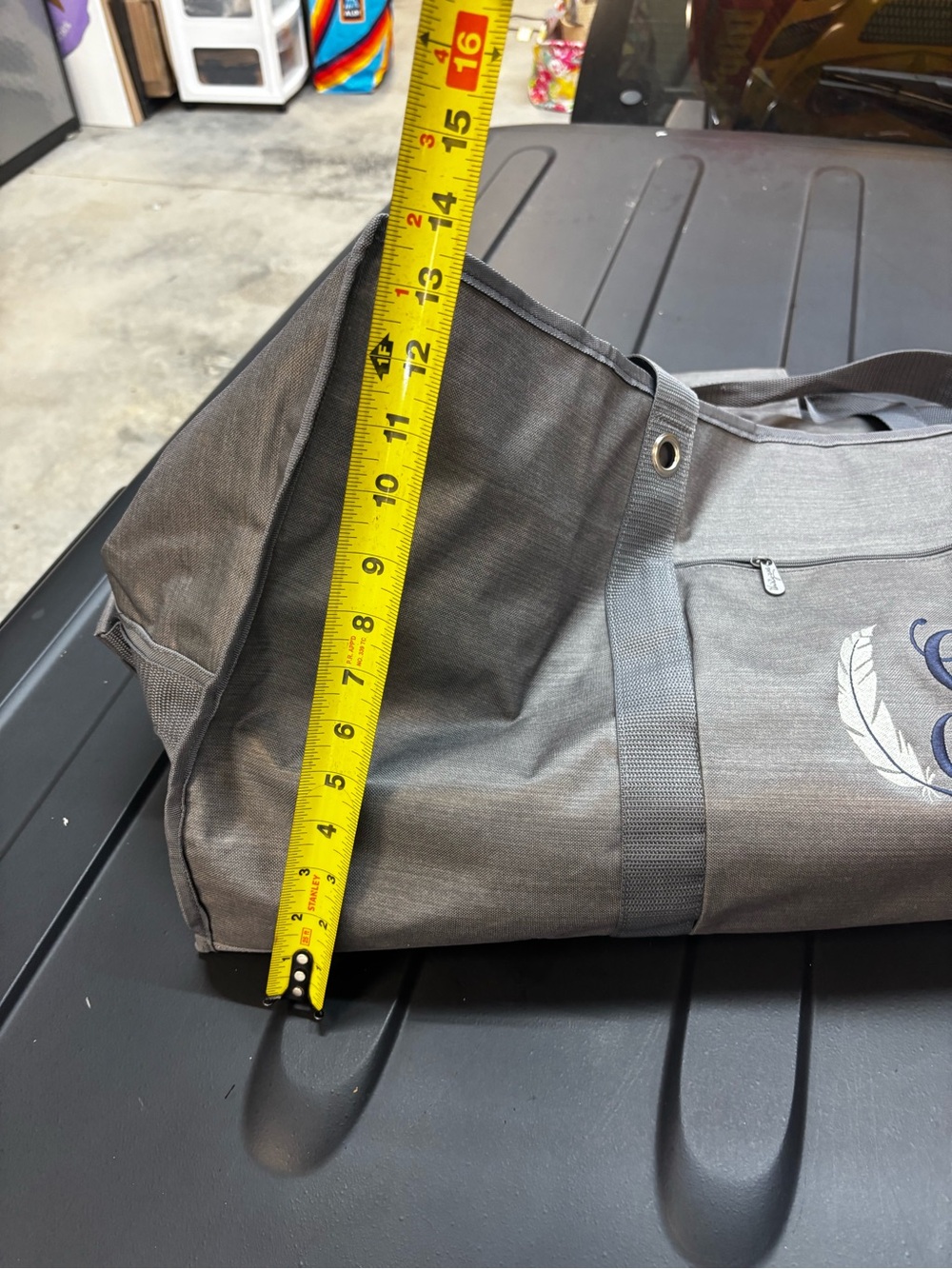 thirty-one Gray Travel Tote with Embroidered Crest - Picture 5 of 6